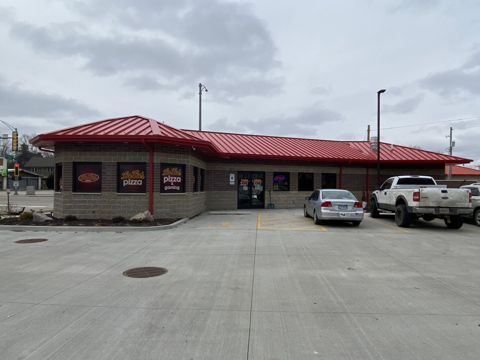 Lu Lu's Pizza 2